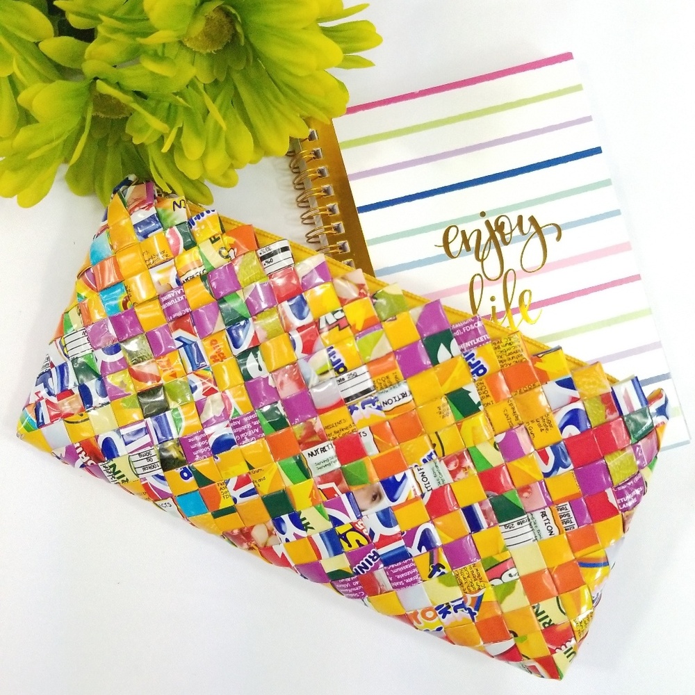 Coolest "Wrapper" print purse/clutch!!